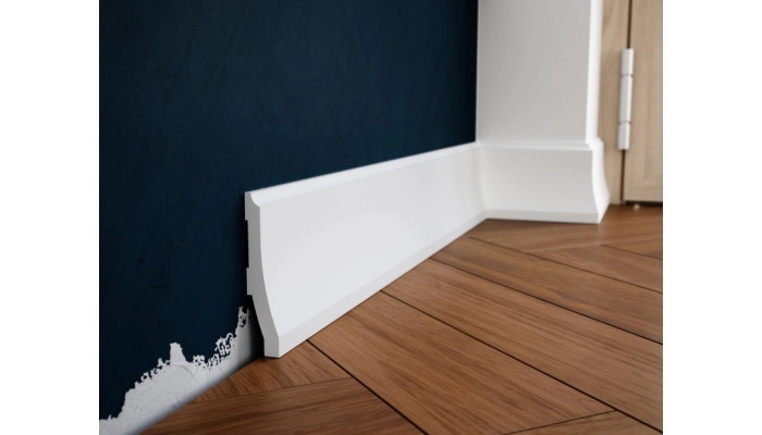 Listwa przypodłogowa Creativa PRO-104